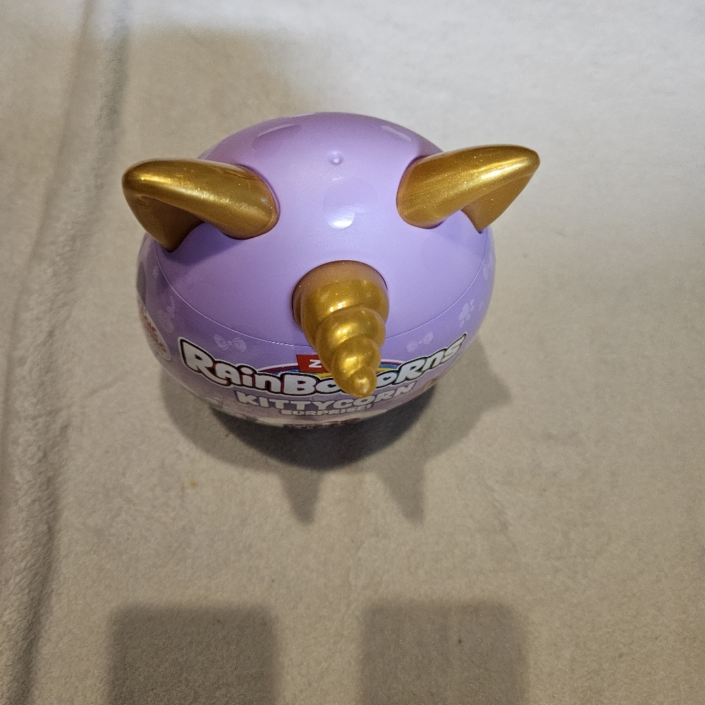 Rainbocorns Kittycorn Surprise! Purple Gold Egg Over 10 Surprises Peel & Reveal - Picture 13 of 14